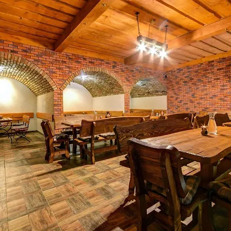 Privat Bohemia Konukevi Šatov