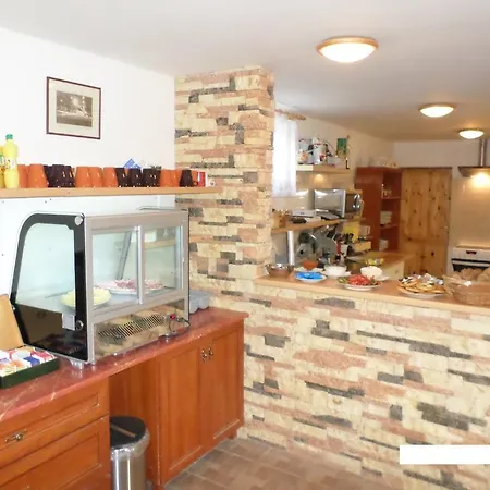 Konukevi Privat Bohemia 3*